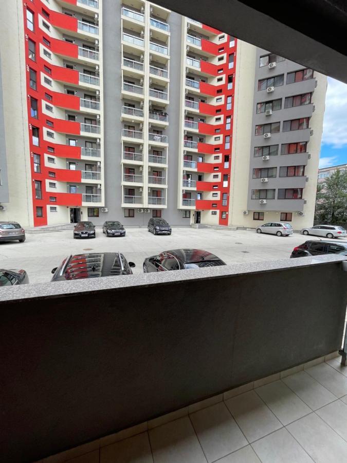 D&M Apartaments Yaş Dış mekan fotoğraf